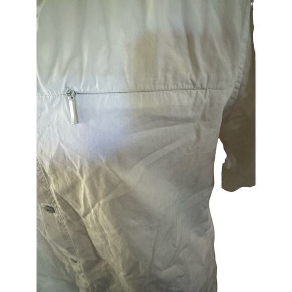 Crisp White Short Sleeve Calvin Klein M White Button Up Shirt with Zipper Pocket - Picture 3 of 6